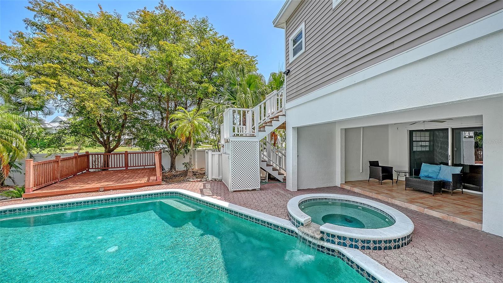 Listing Image #8