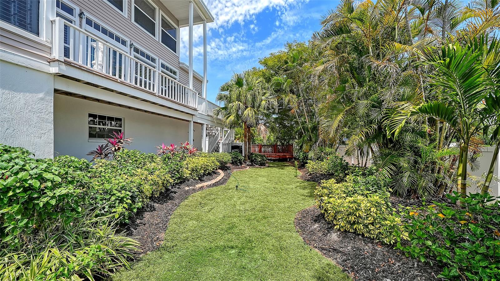 Listing Image #12
