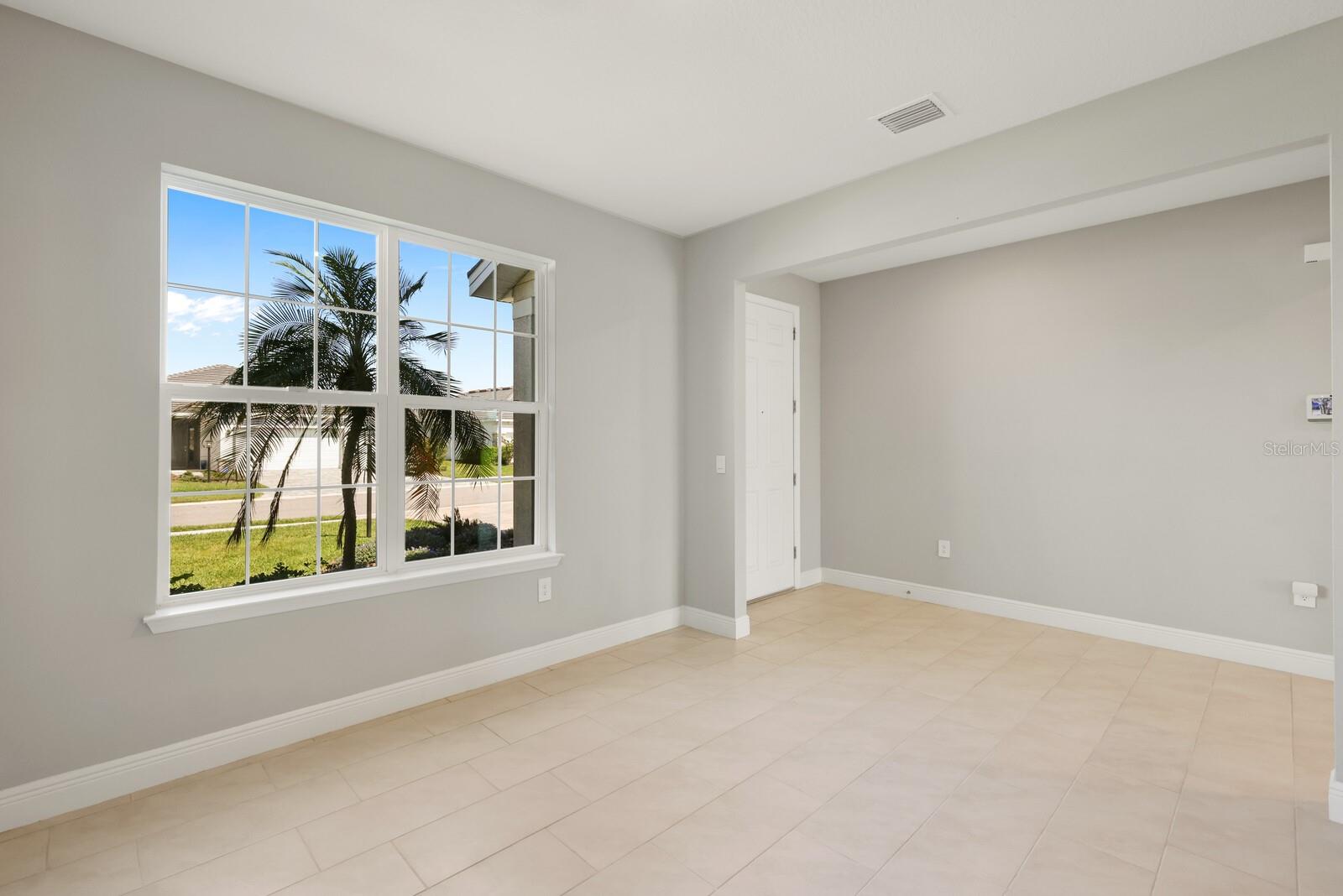Listing Image #5