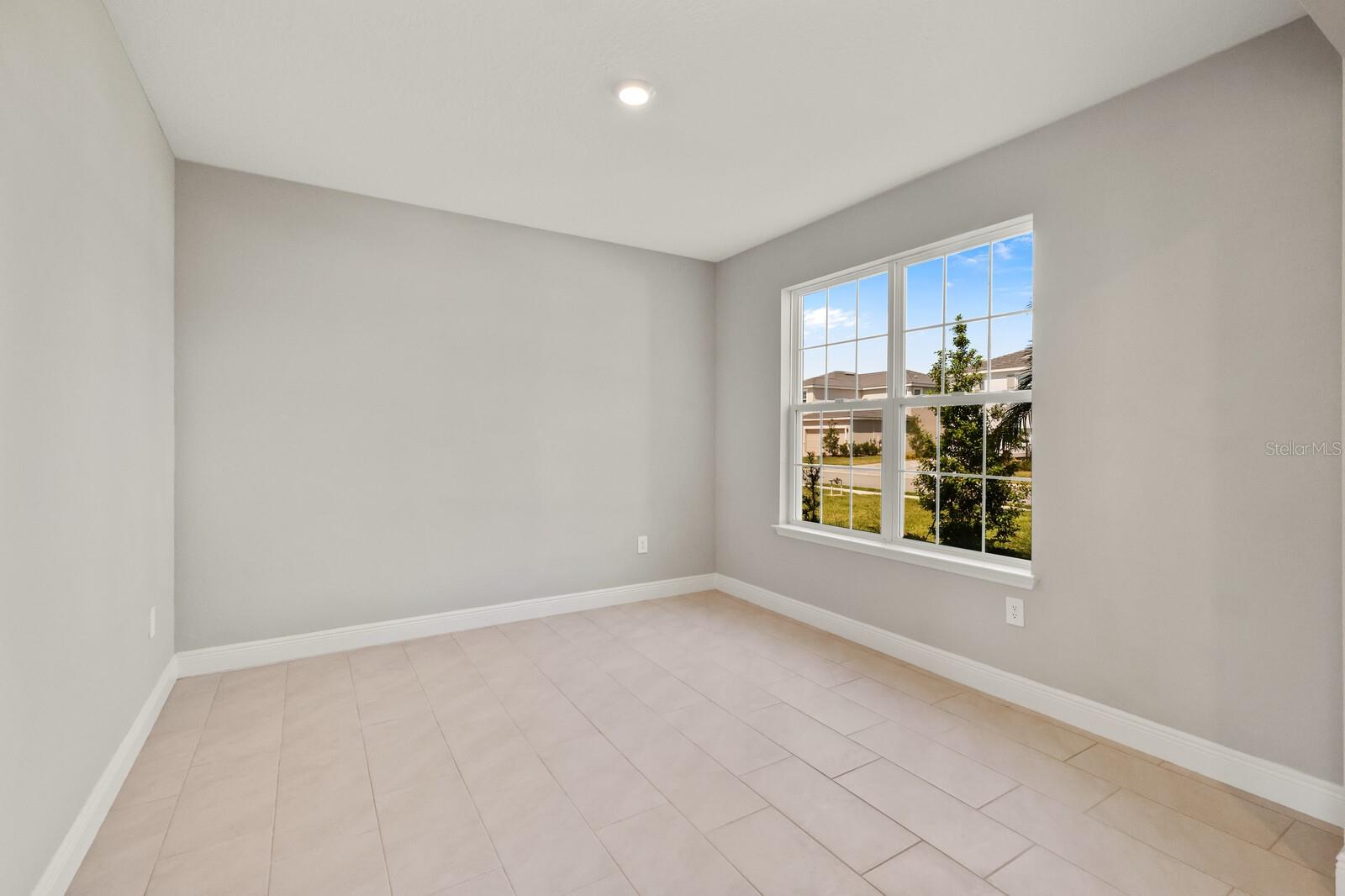 Listing Image #6