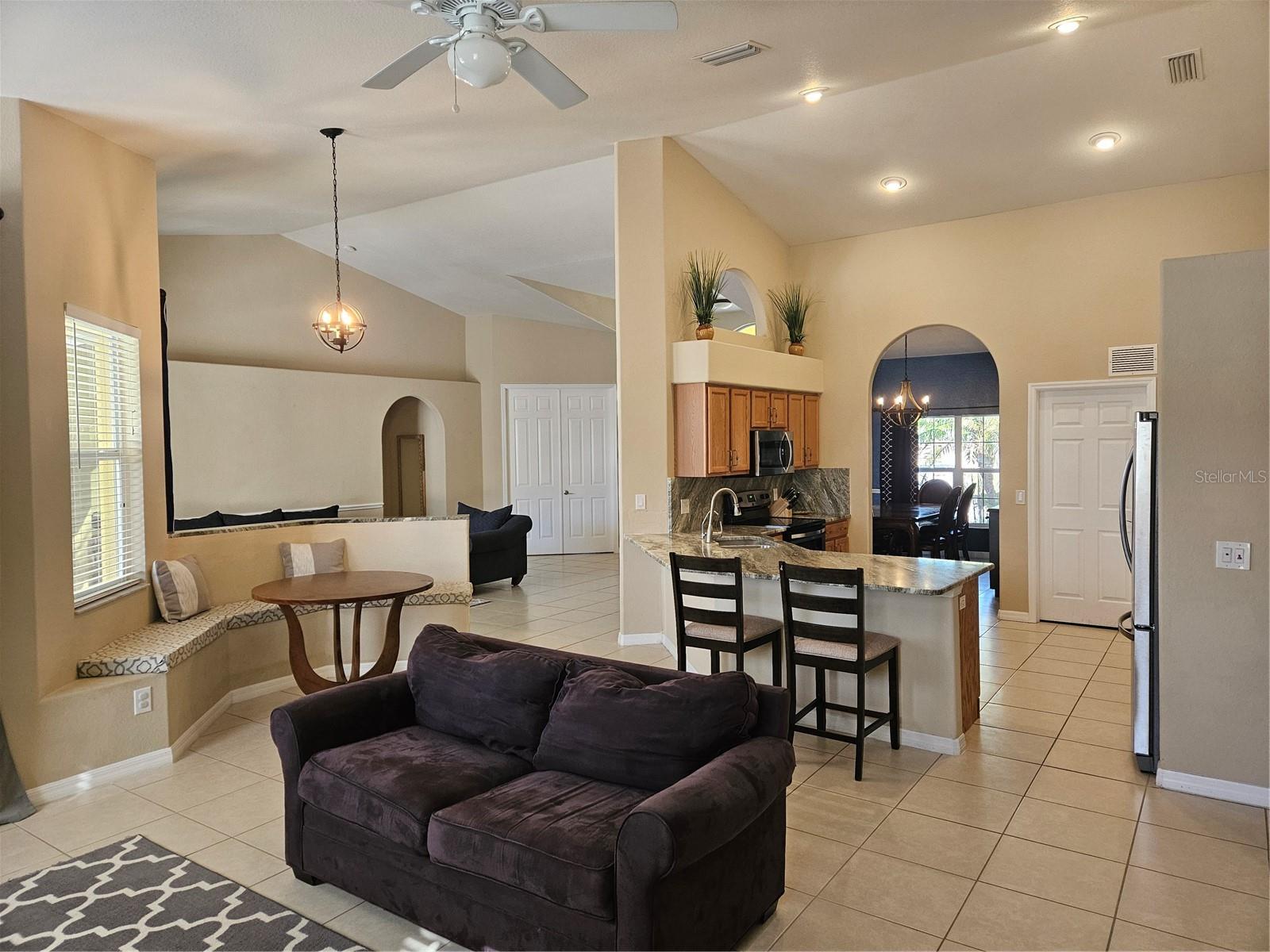 Listing Image #7