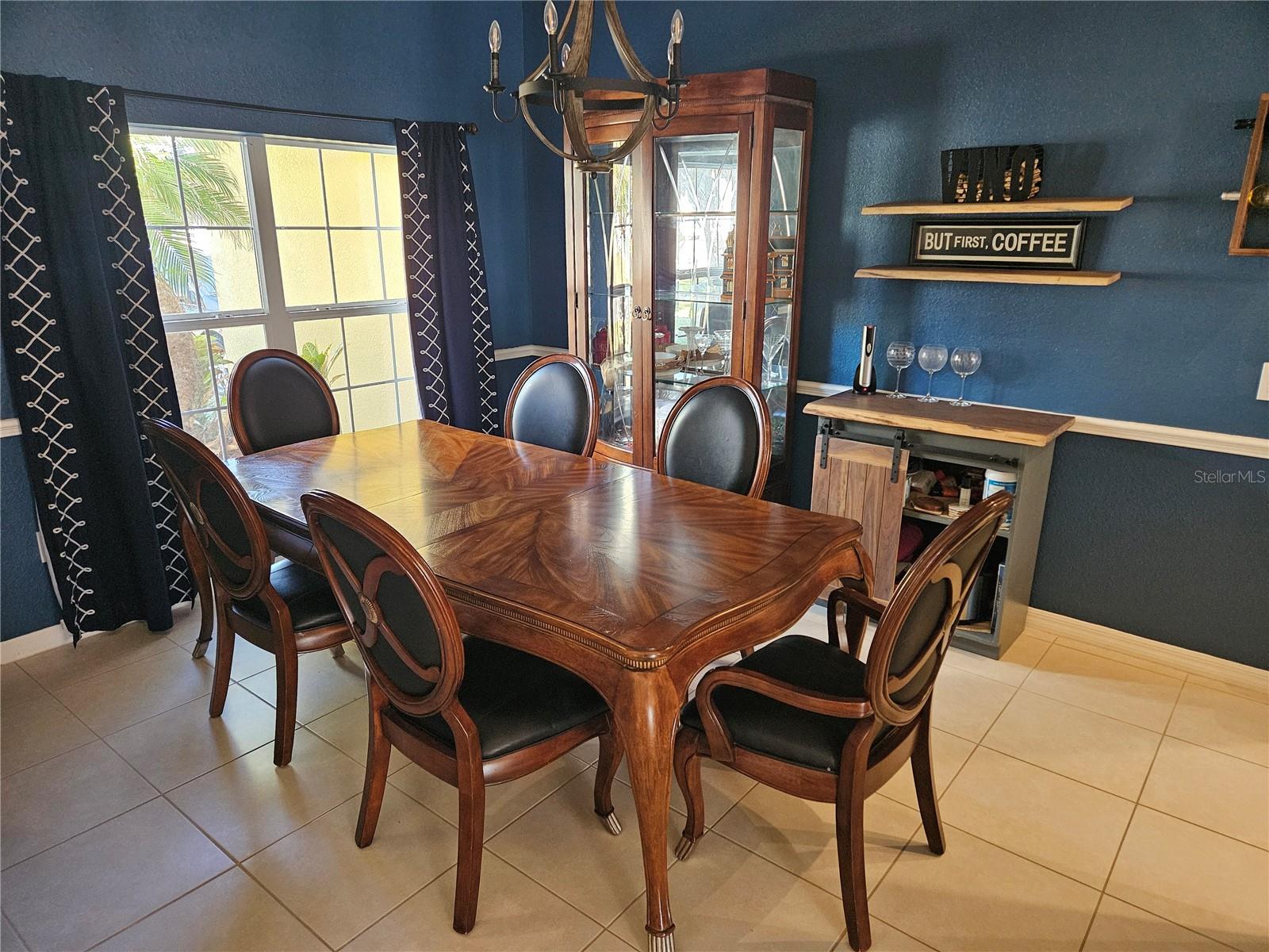 Listing Image #12