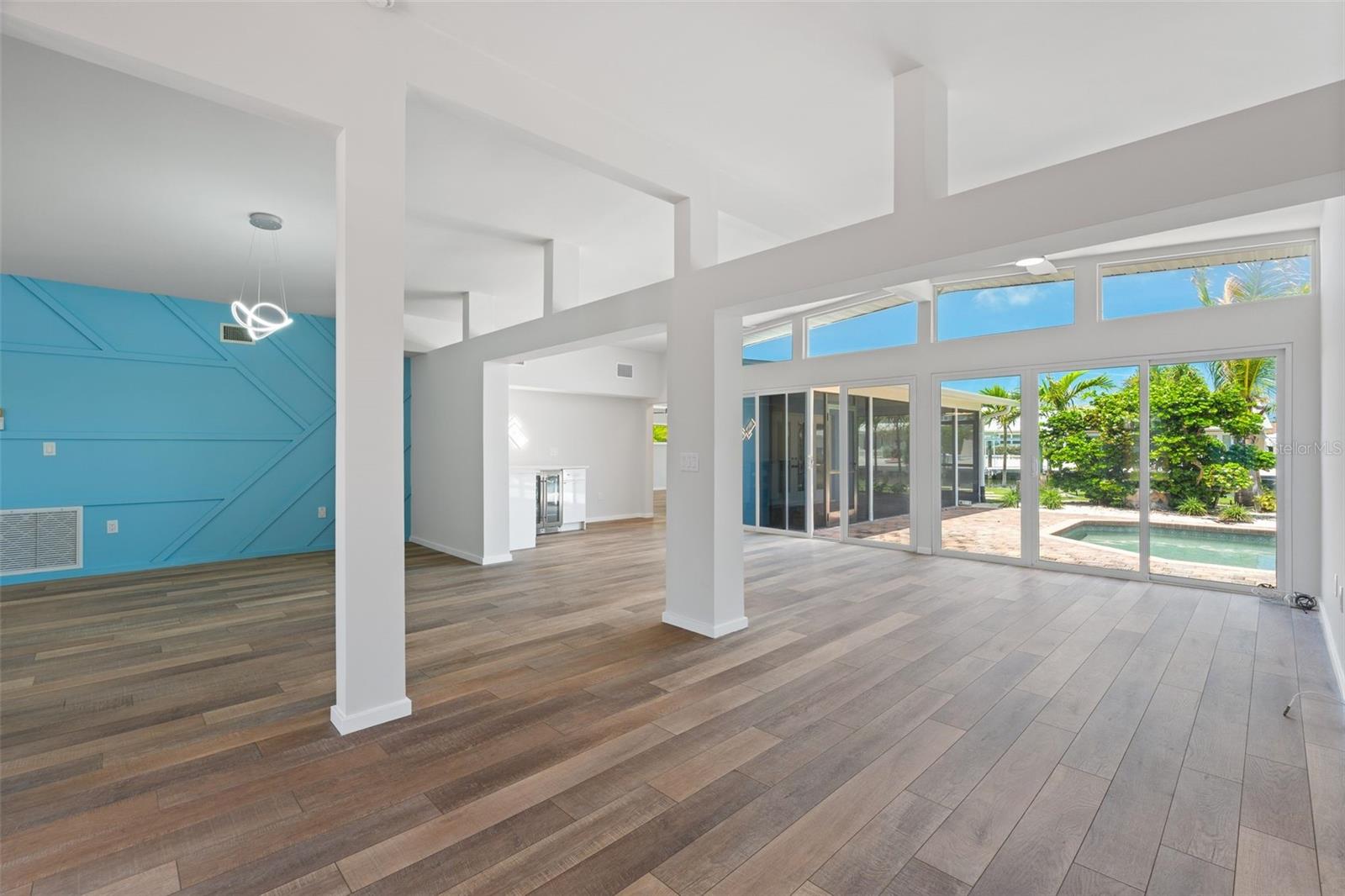 Listing Image #7