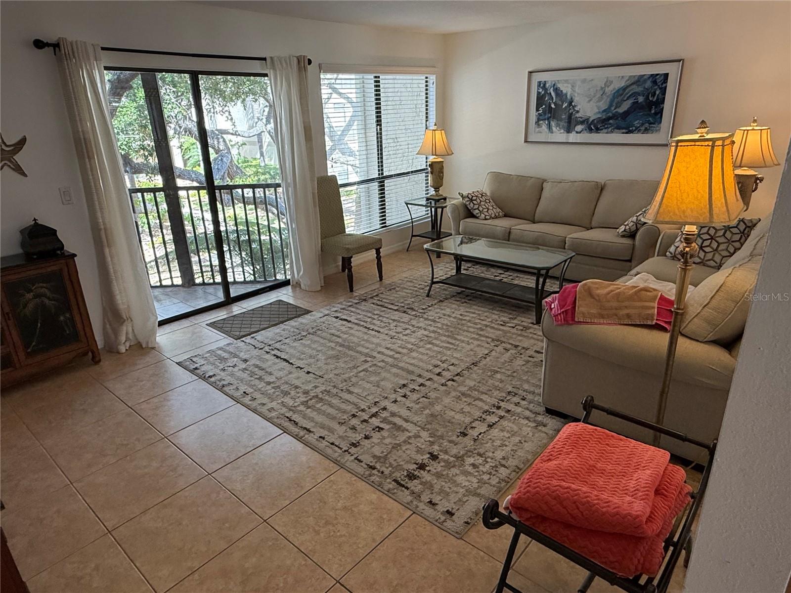 Listing Image #5