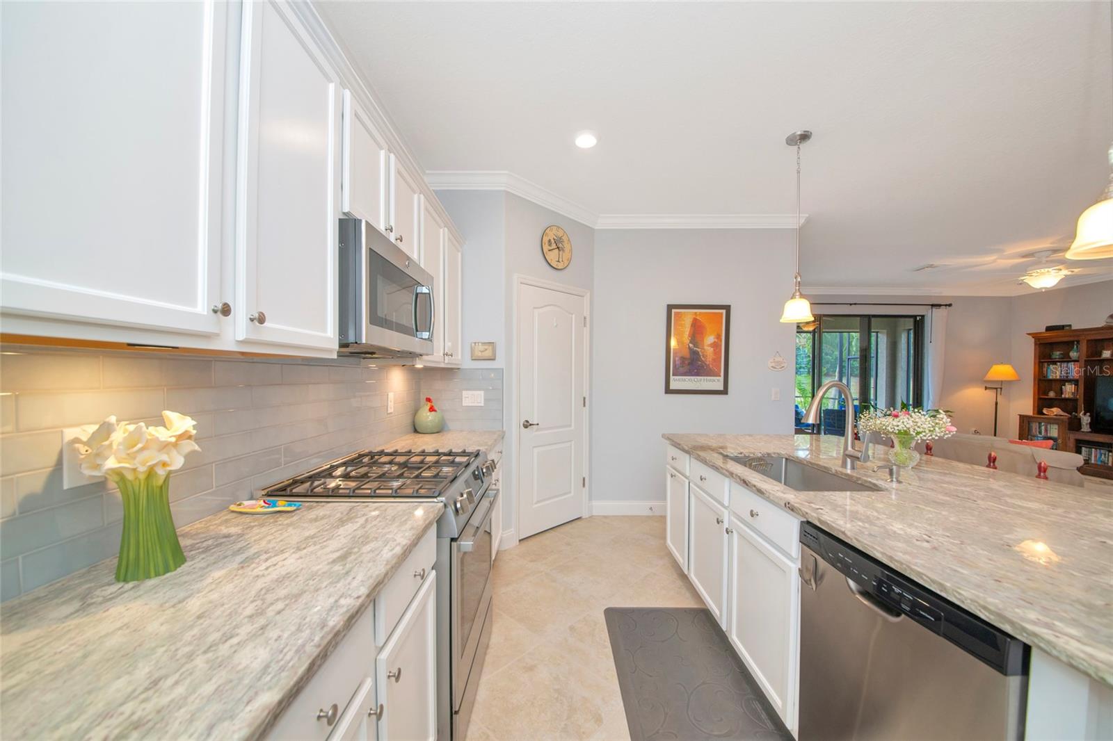 Listing Image #5