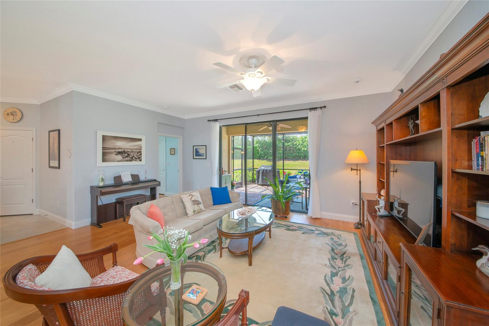 Listing Image #15