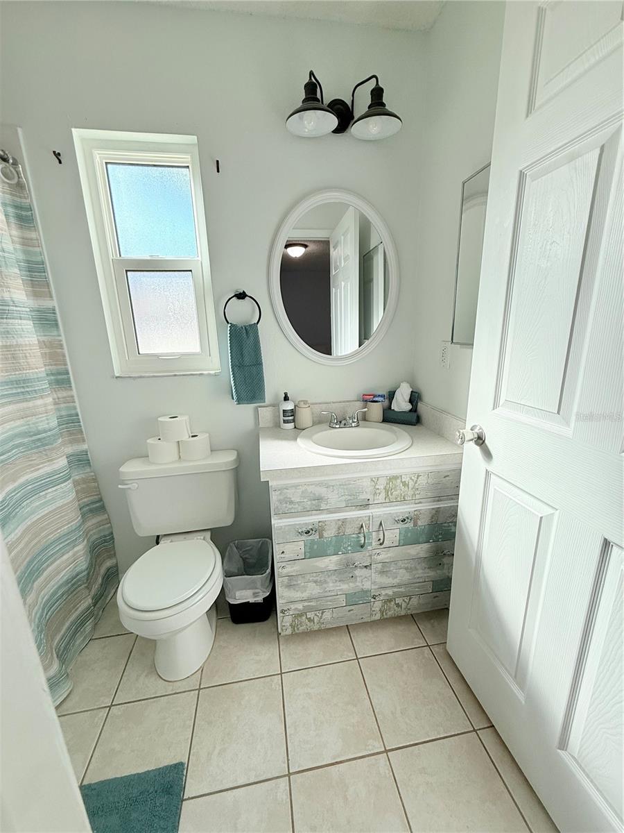 Listing Image #16