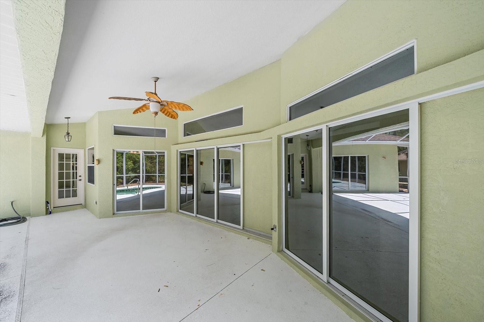 Listing Image #4