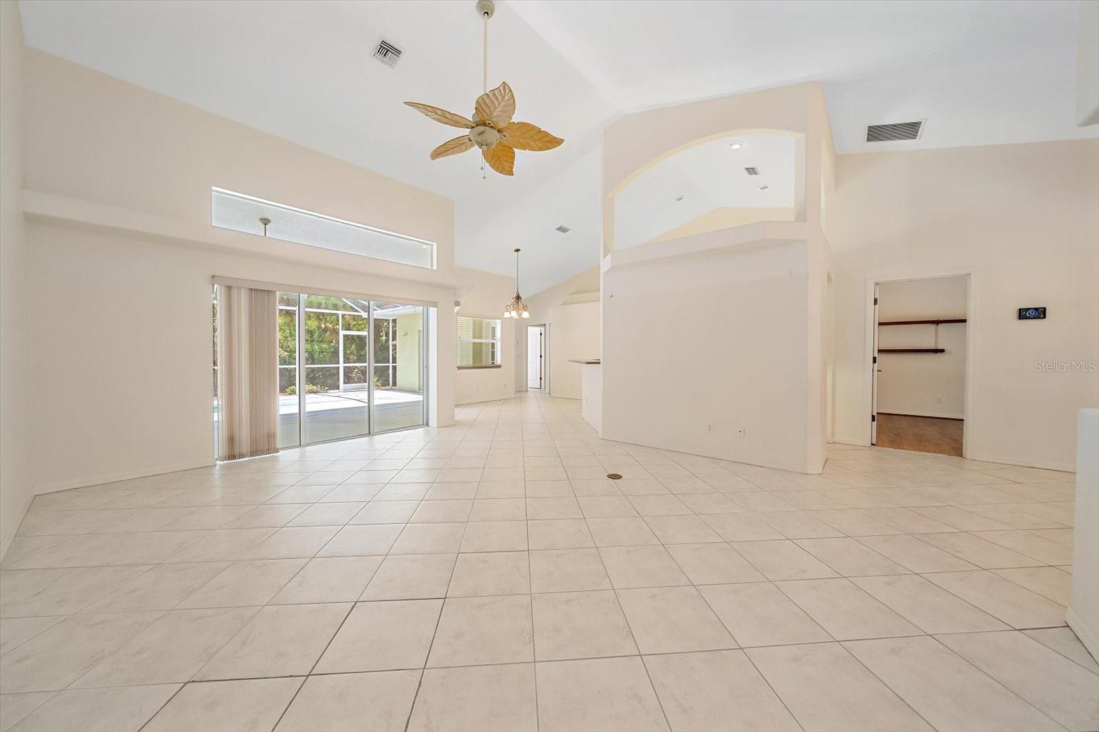 Listing Image #6