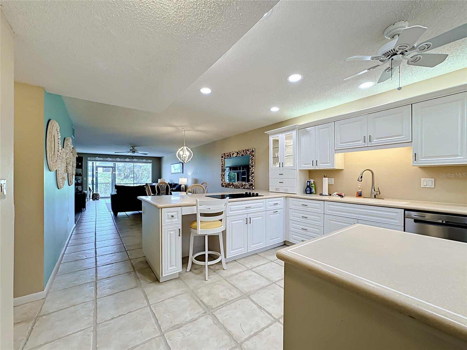 Listing Image #8
