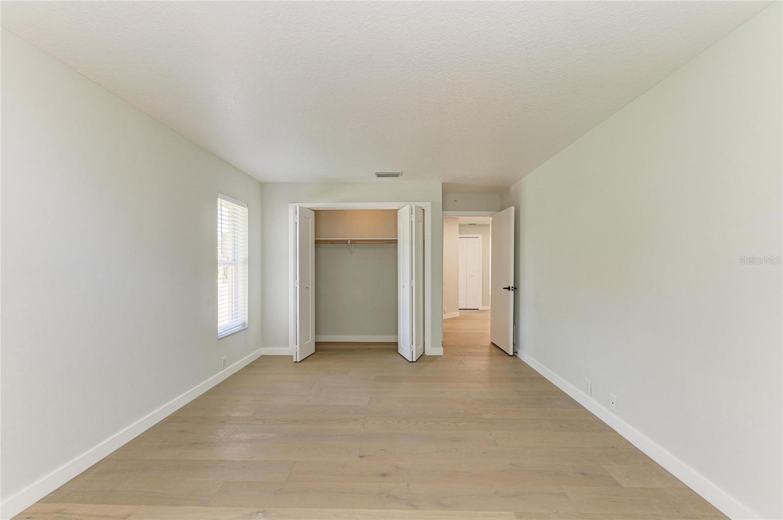 Listing Image #78