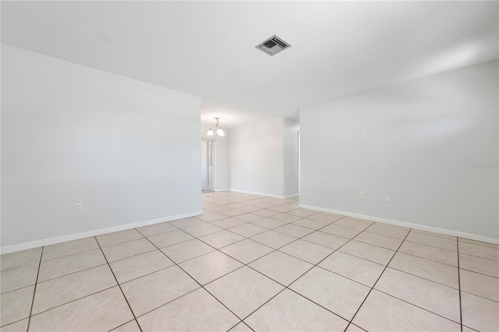 Listing Image #2