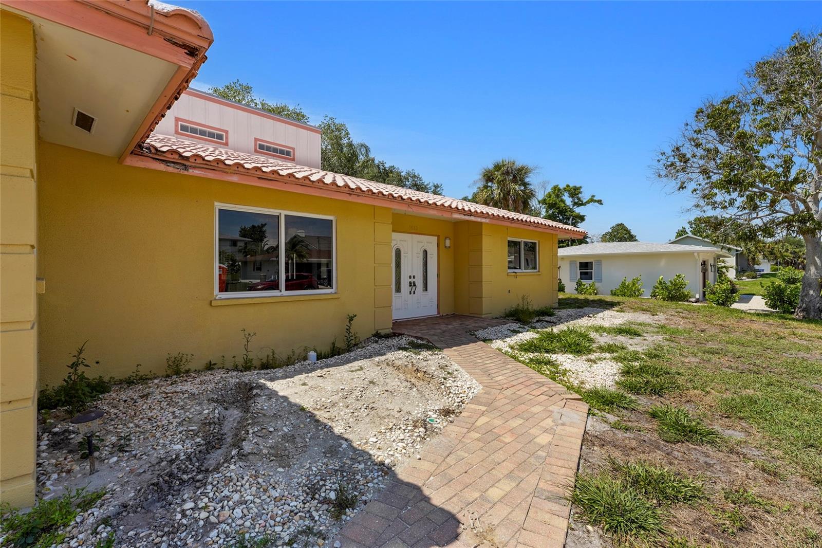 Listing Image #4
