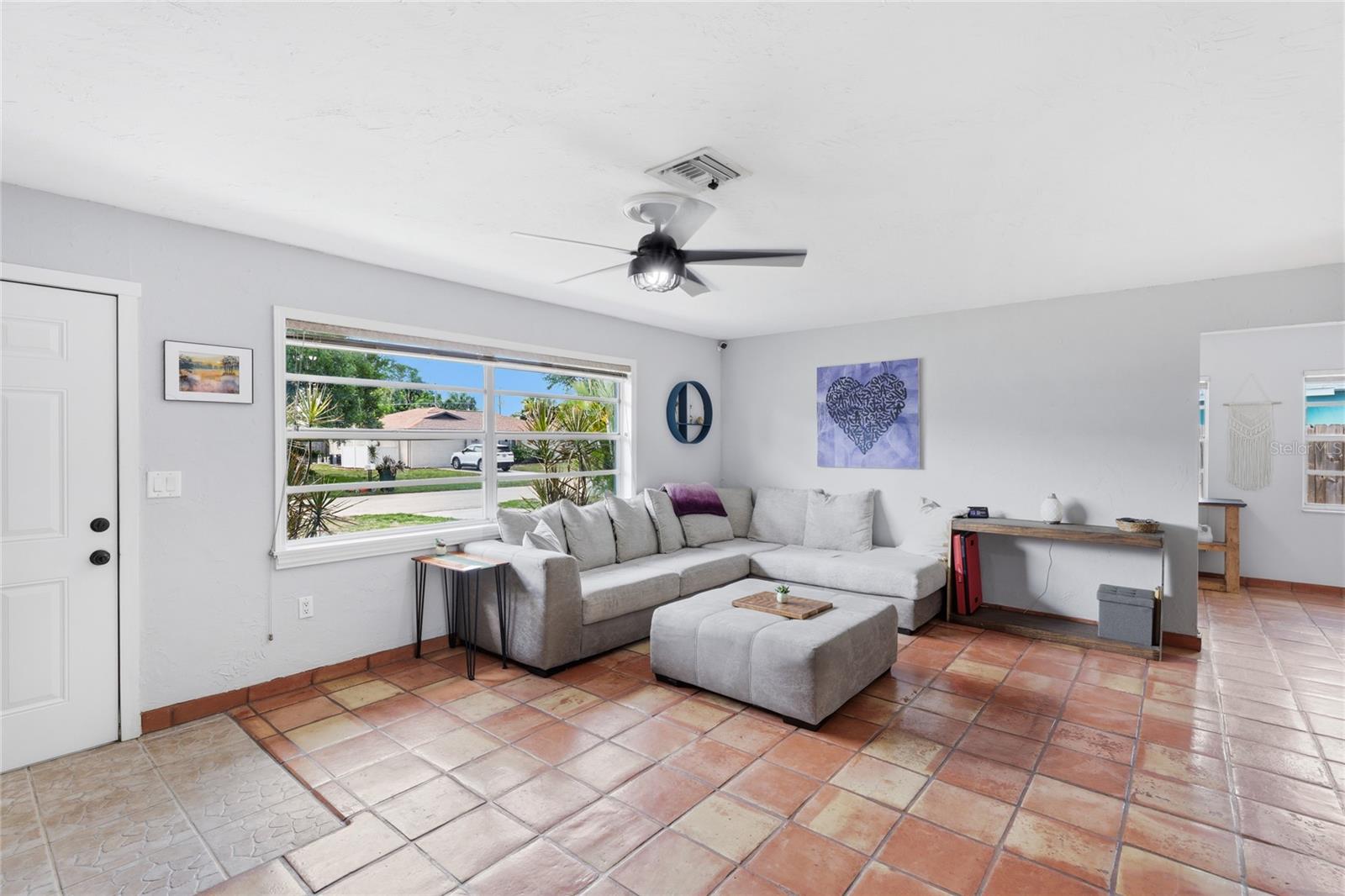 Listing Image #8