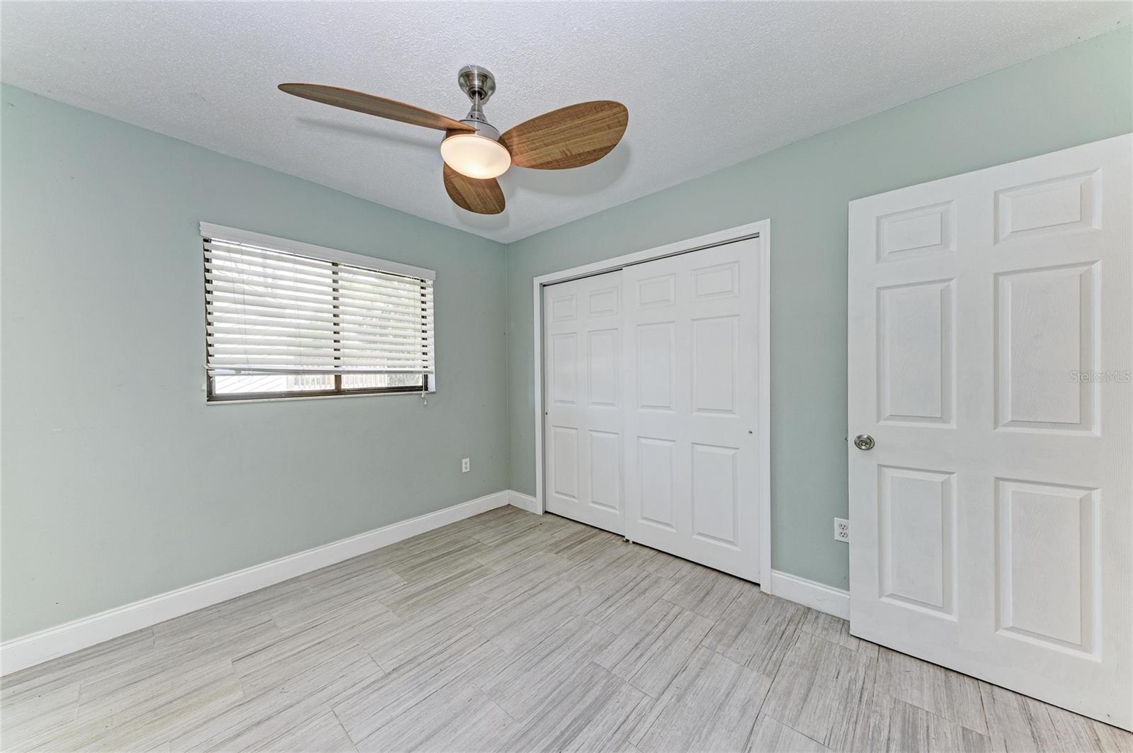 Listing Image #25