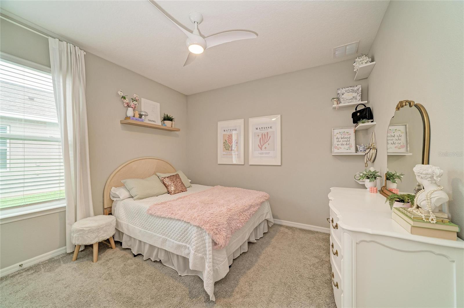 Listing Image #32