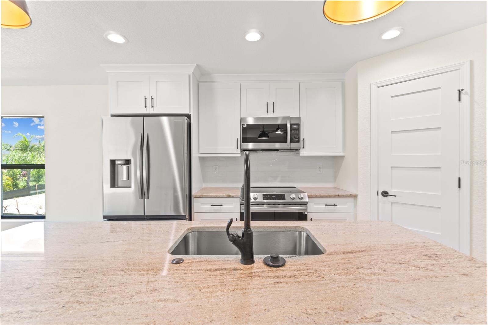 Listing Image #6