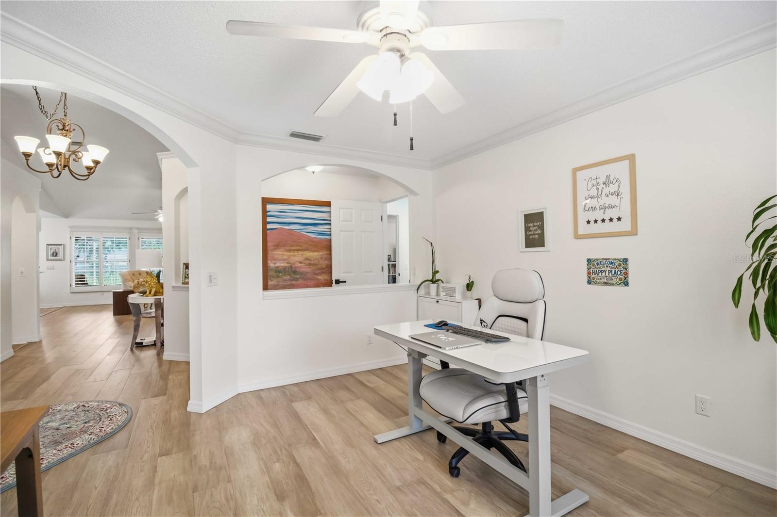 Listing Image #11