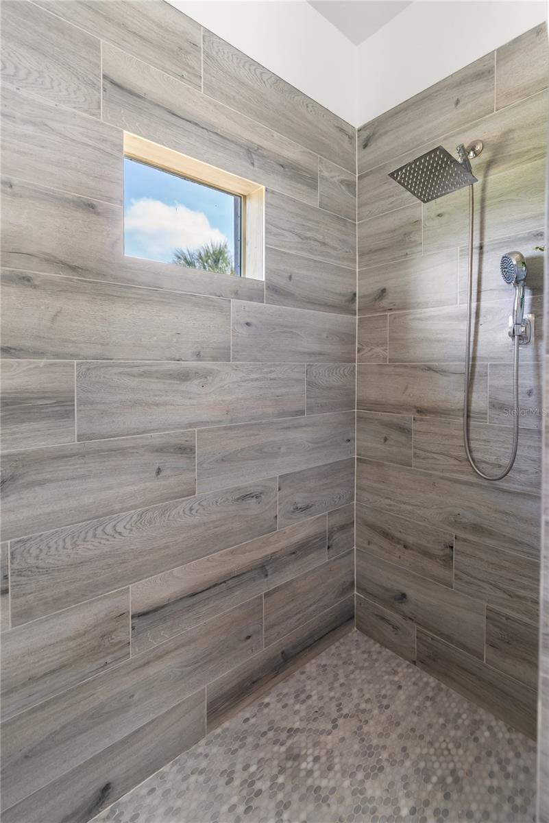 Listing Image #33