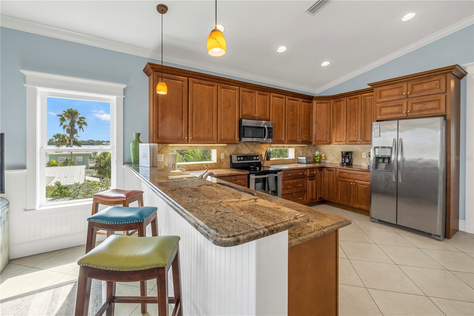Listing Image #11