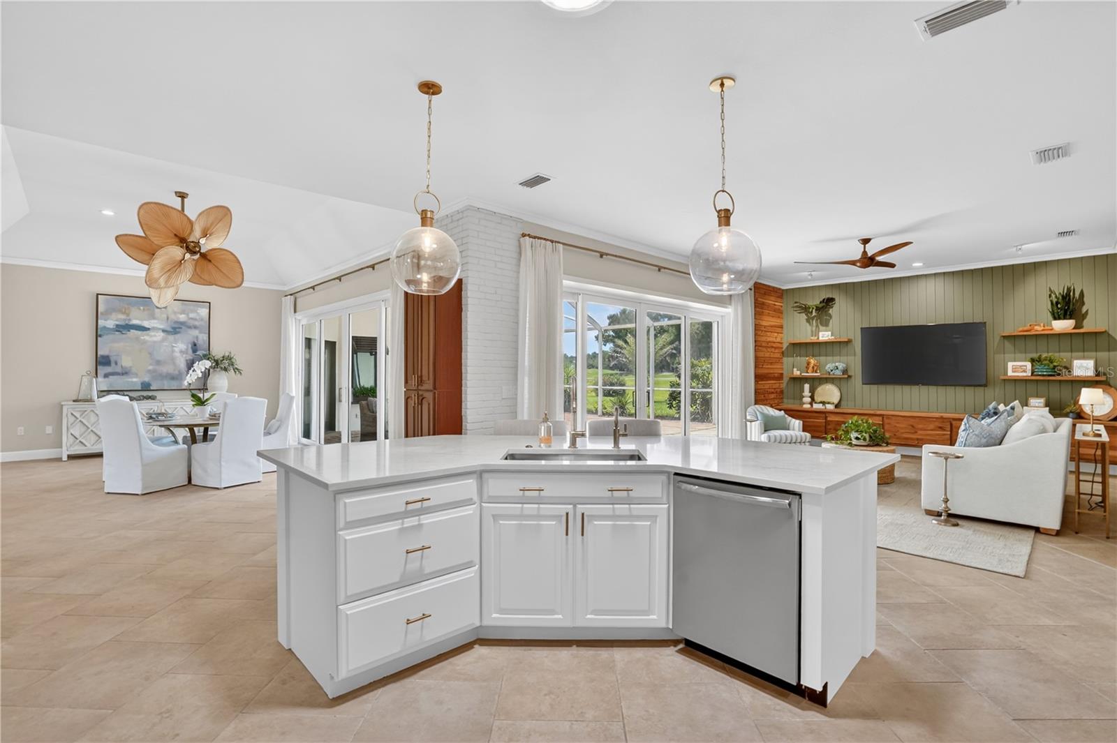 Listing Image #84