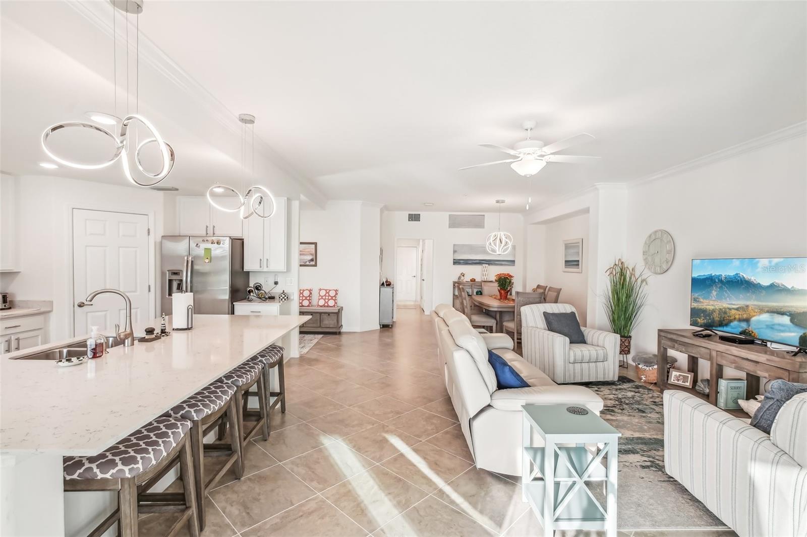 Listing Image #8