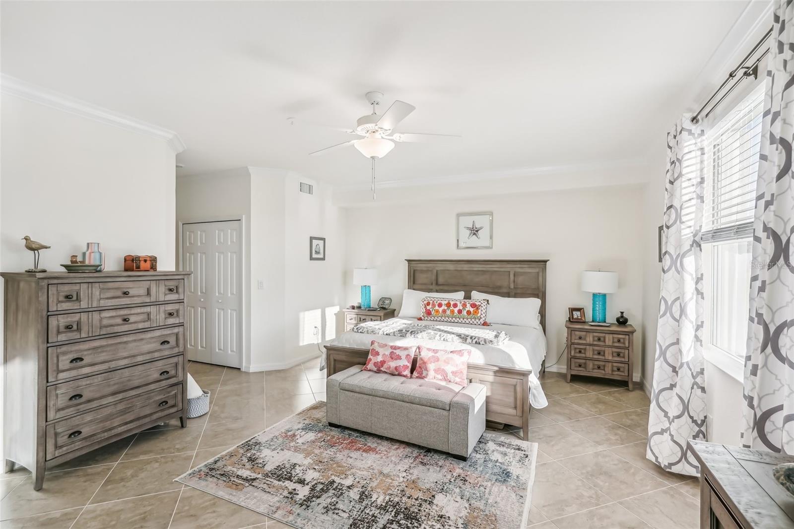 Listing Image #15
