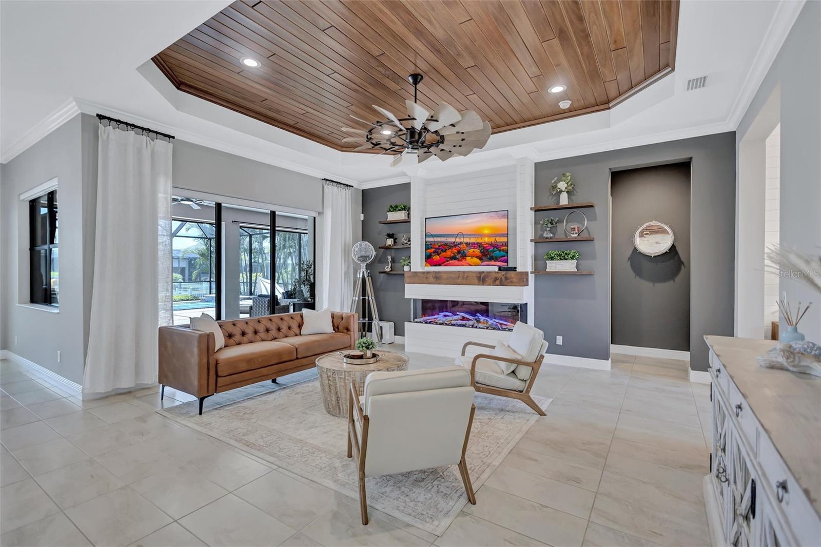 Listing Image #12