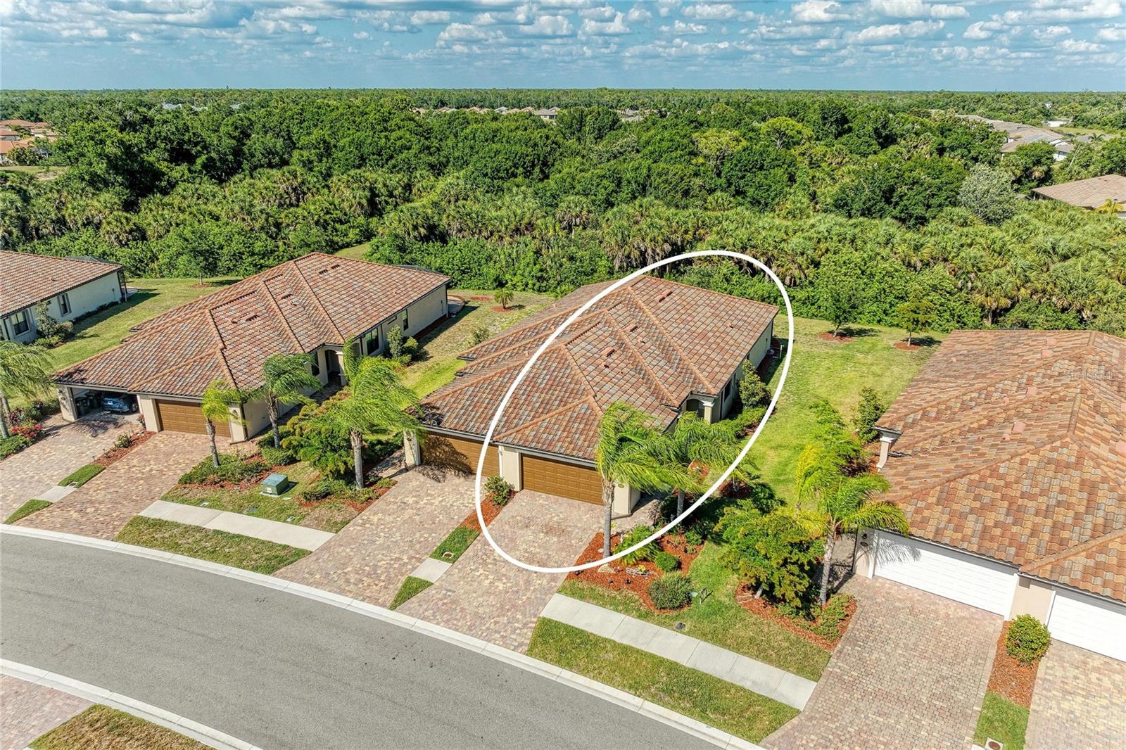 Listing Image #3