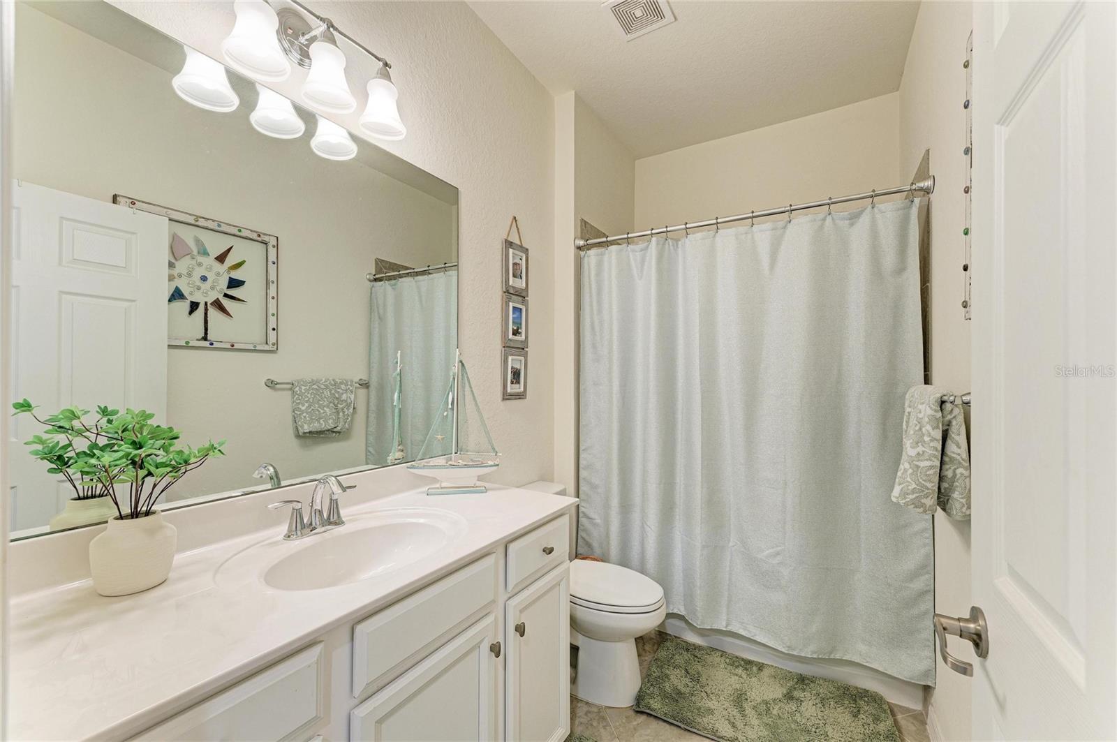 Listing Image #44