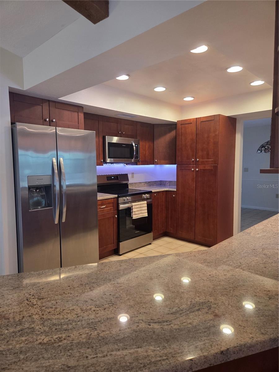 Listing Image #7
