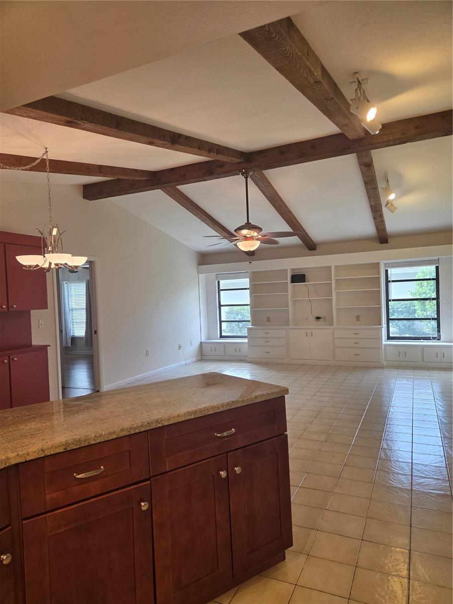 Listing Image #8