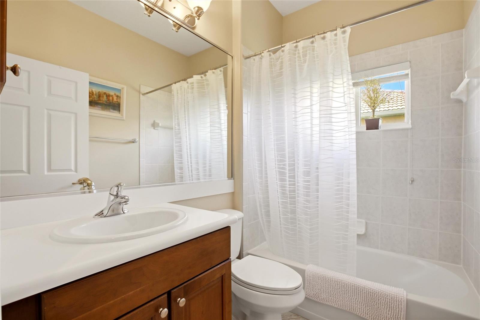 Listing Image #32