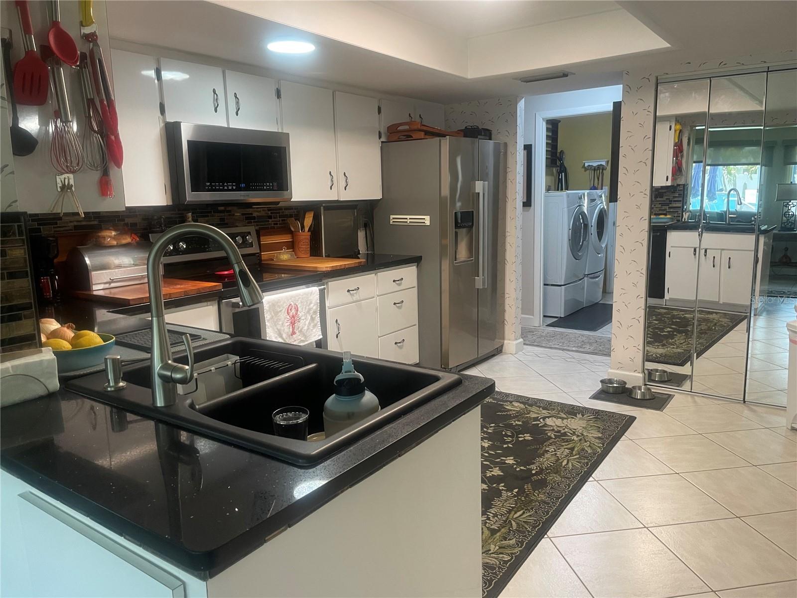 Listing Image #6