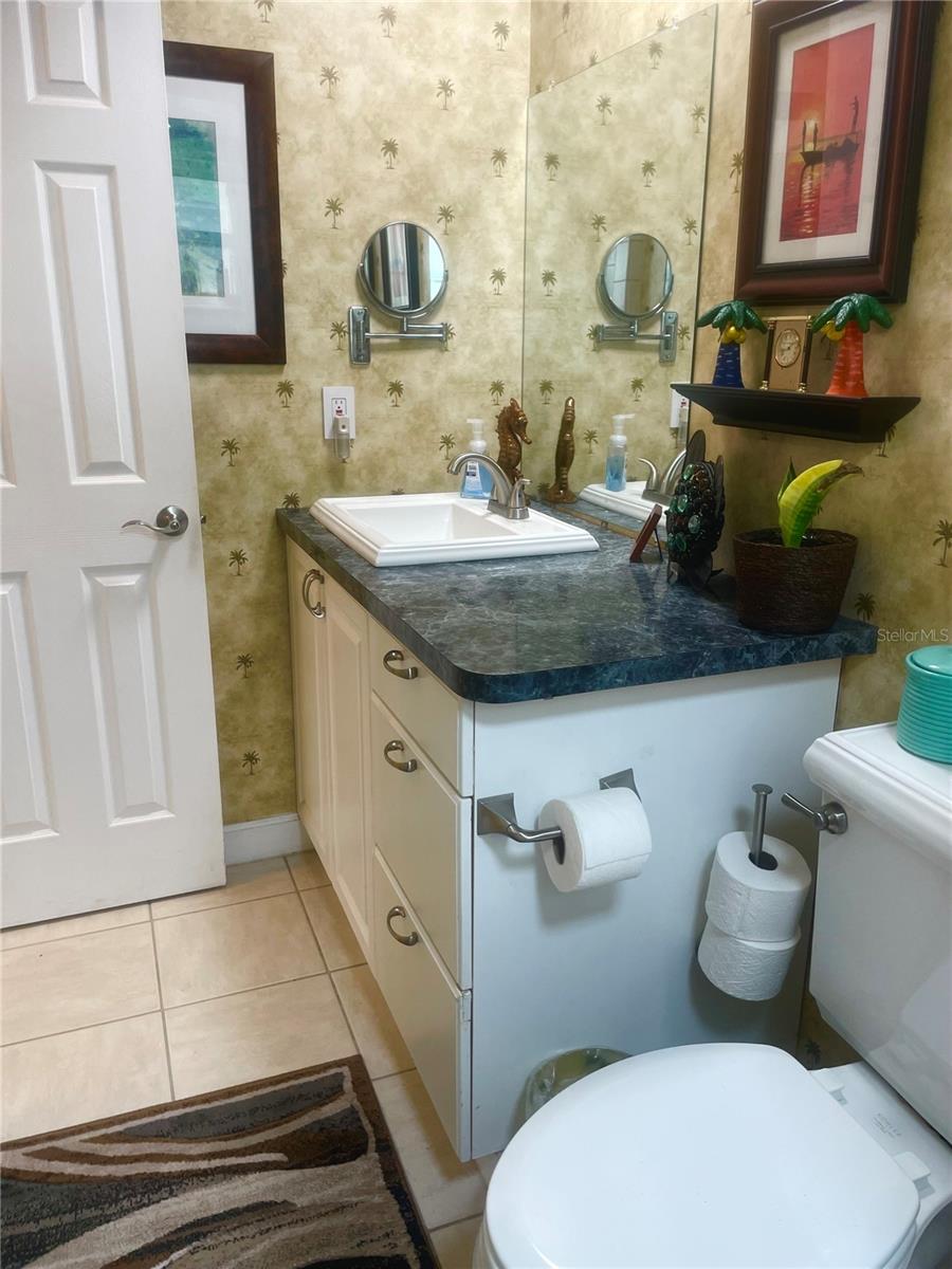 Listing Image #11