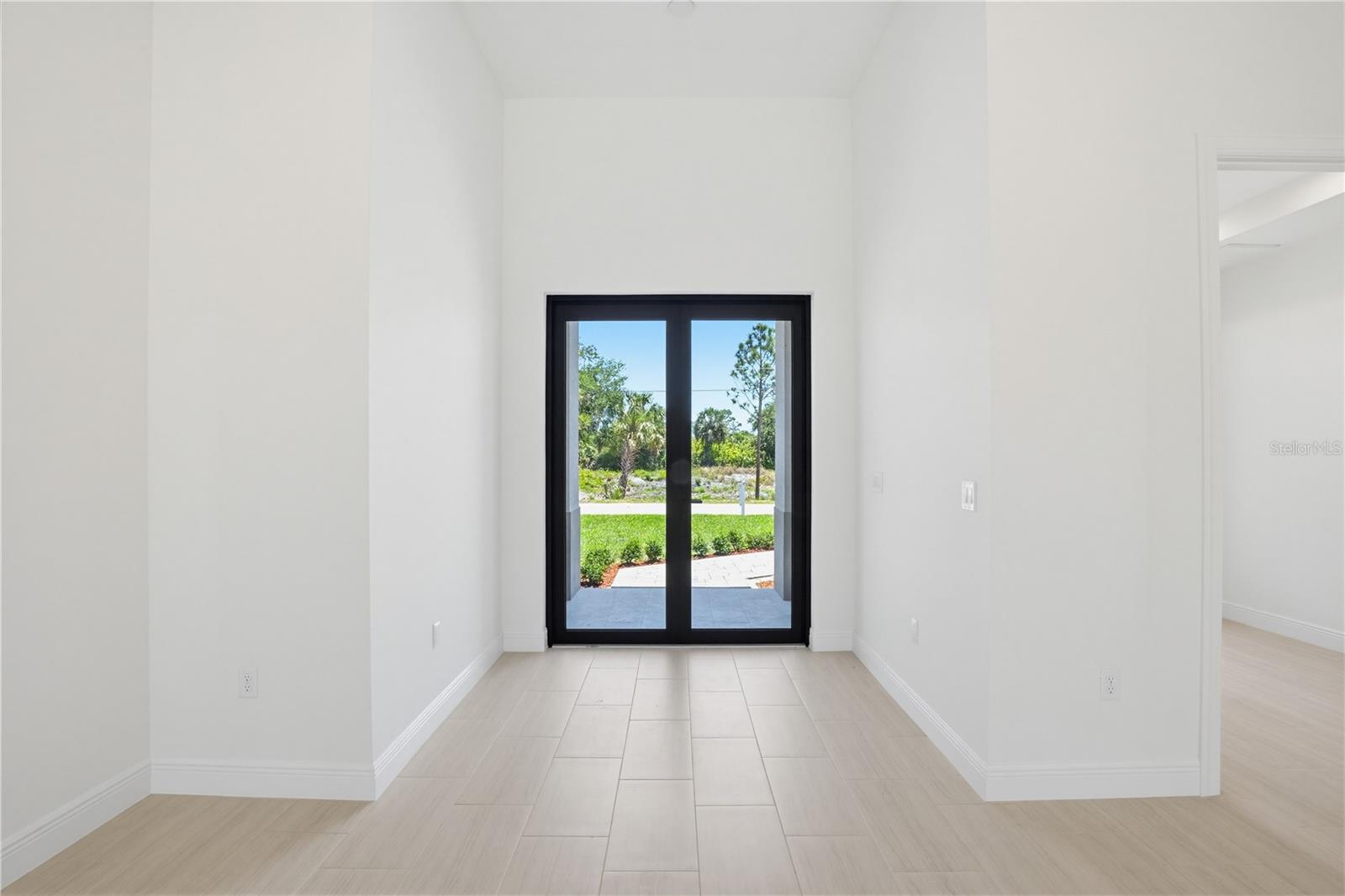 Listing Image #5