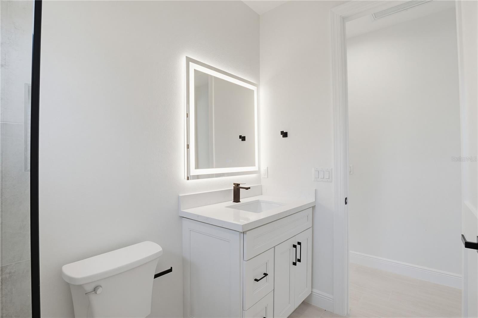 Listing Image #28