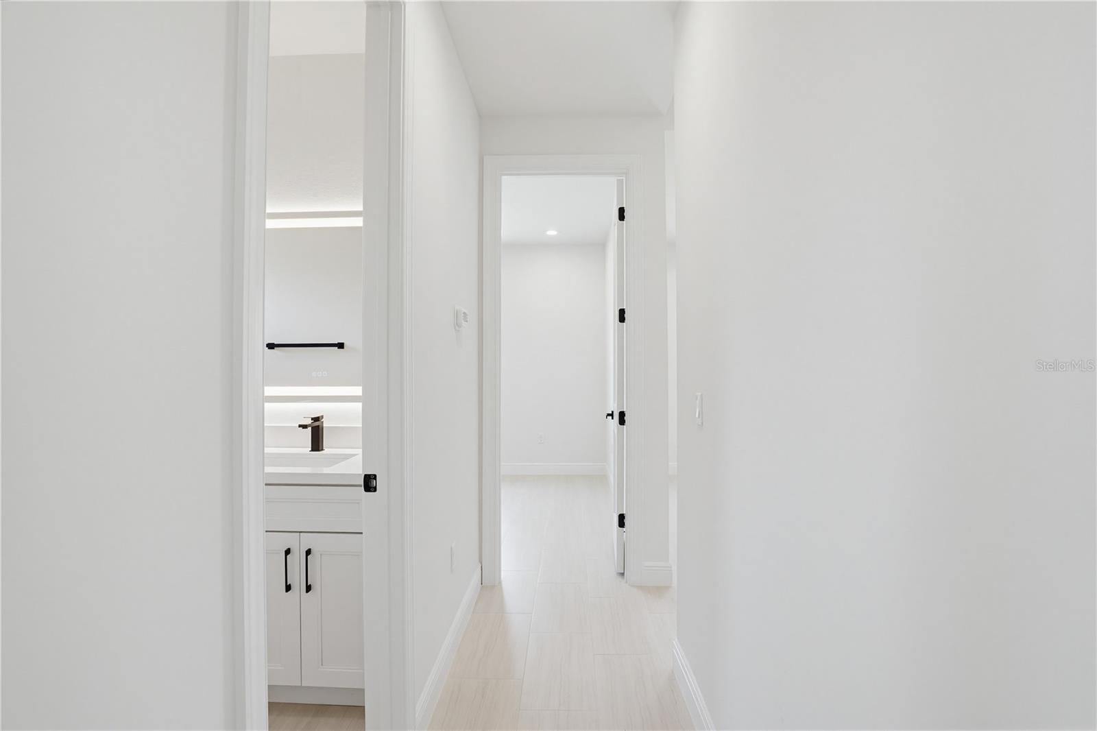 Listing Image #32