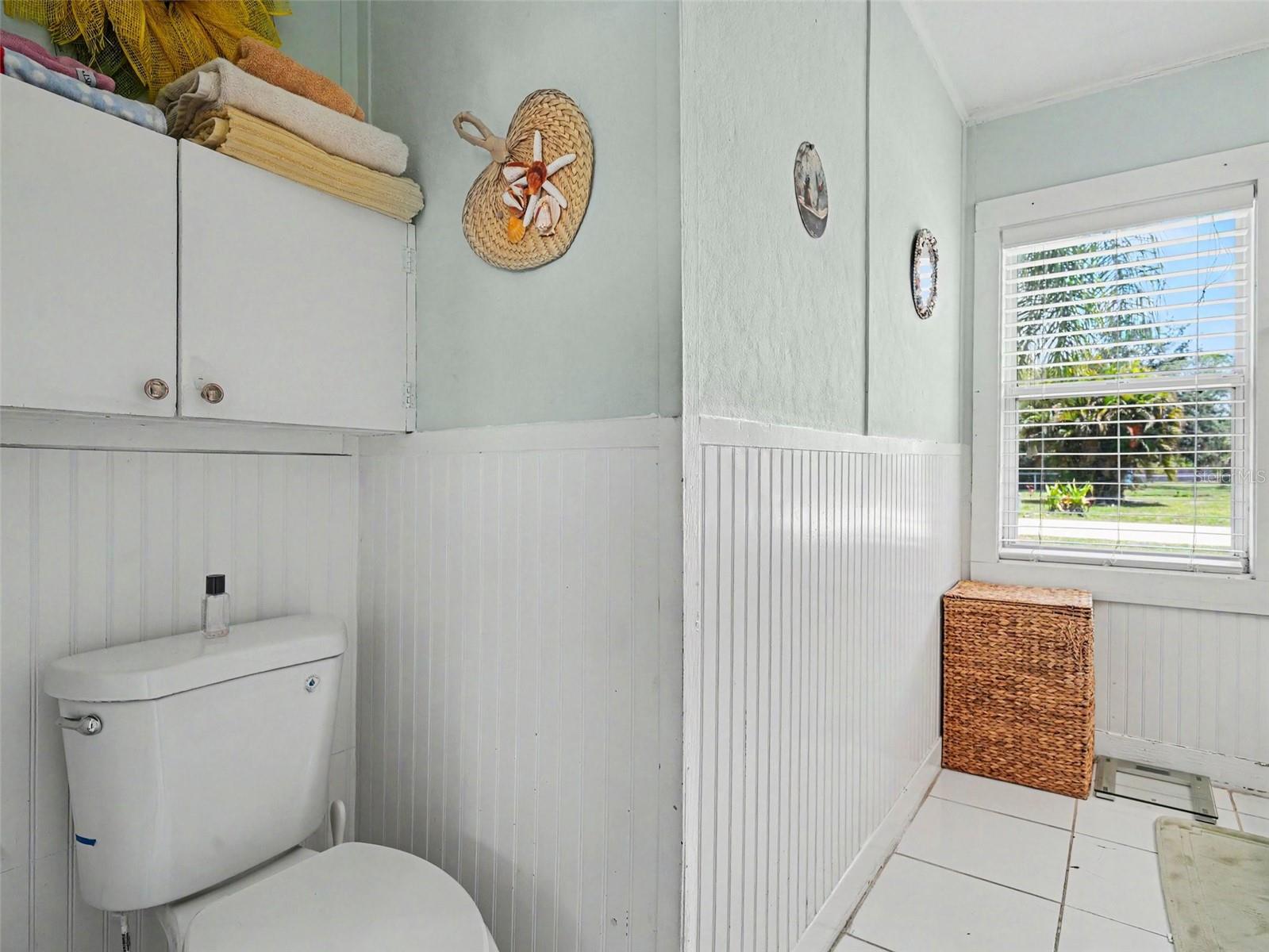 Listing Image #10