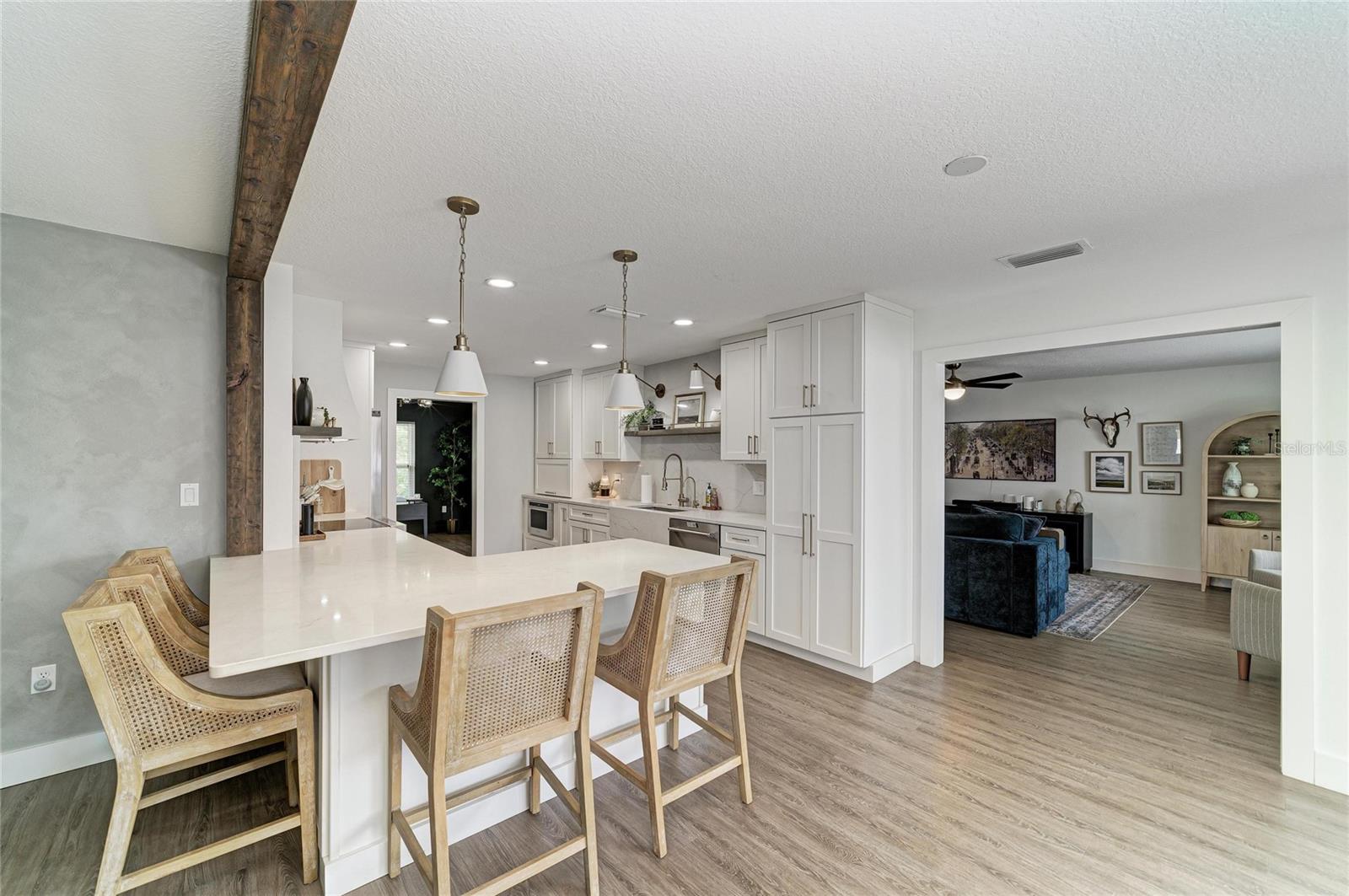 Listing Image #15