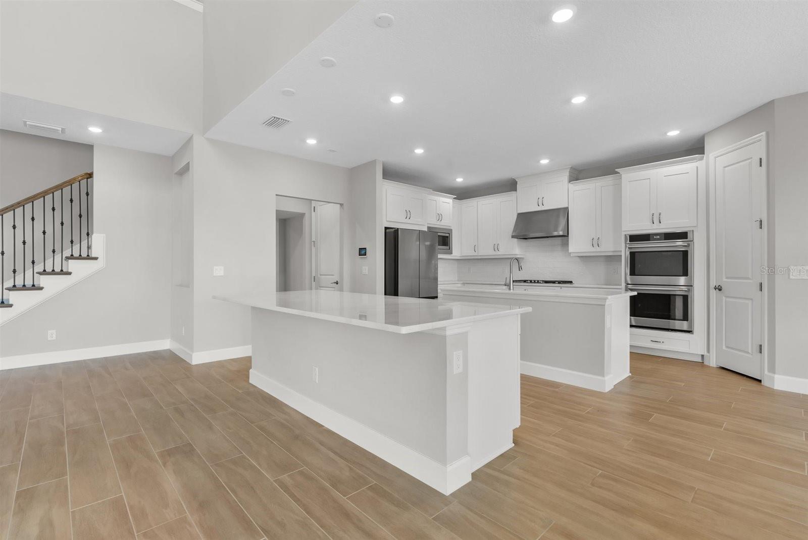Listing Image #4
