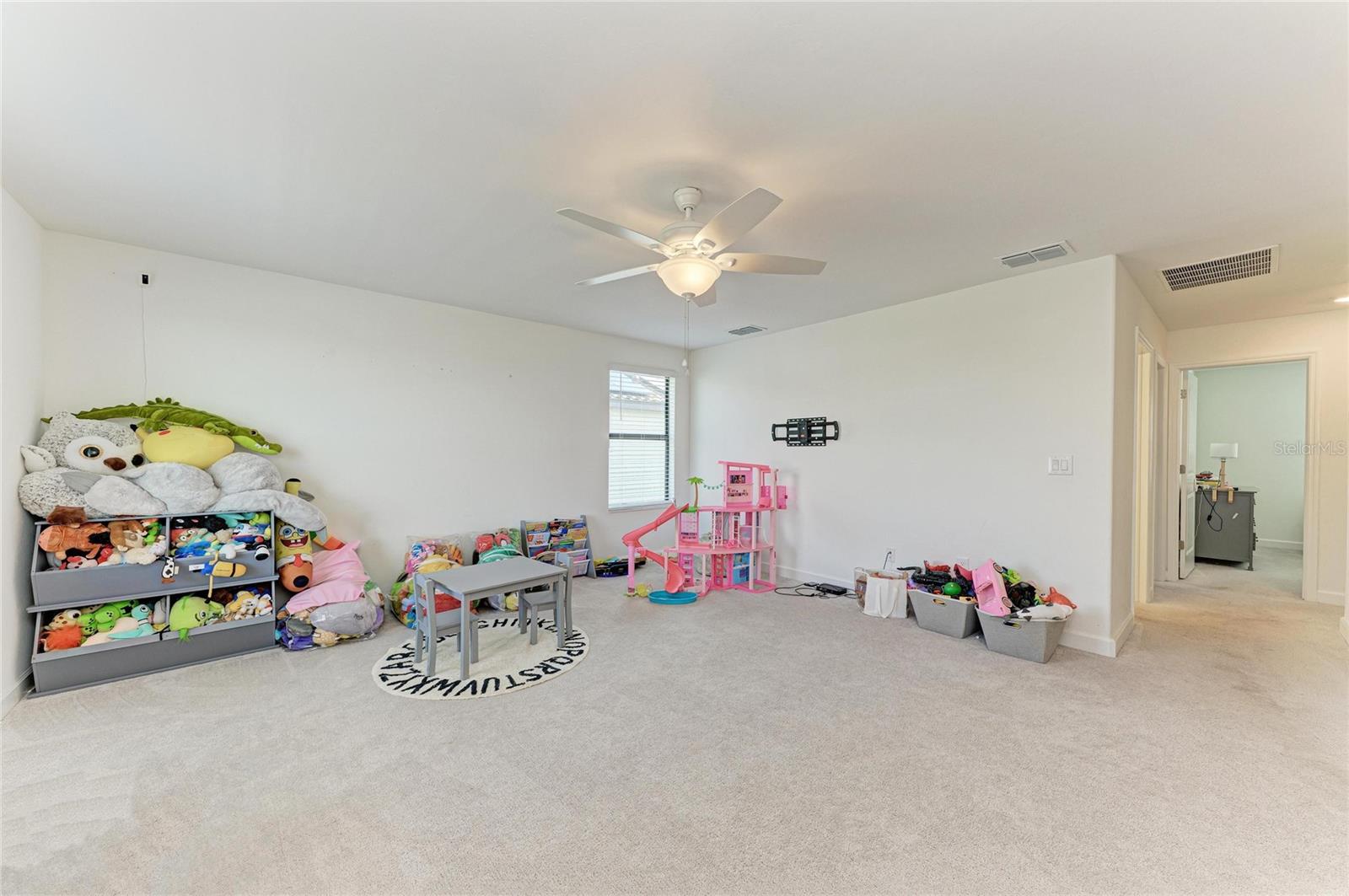 Listing Image #33