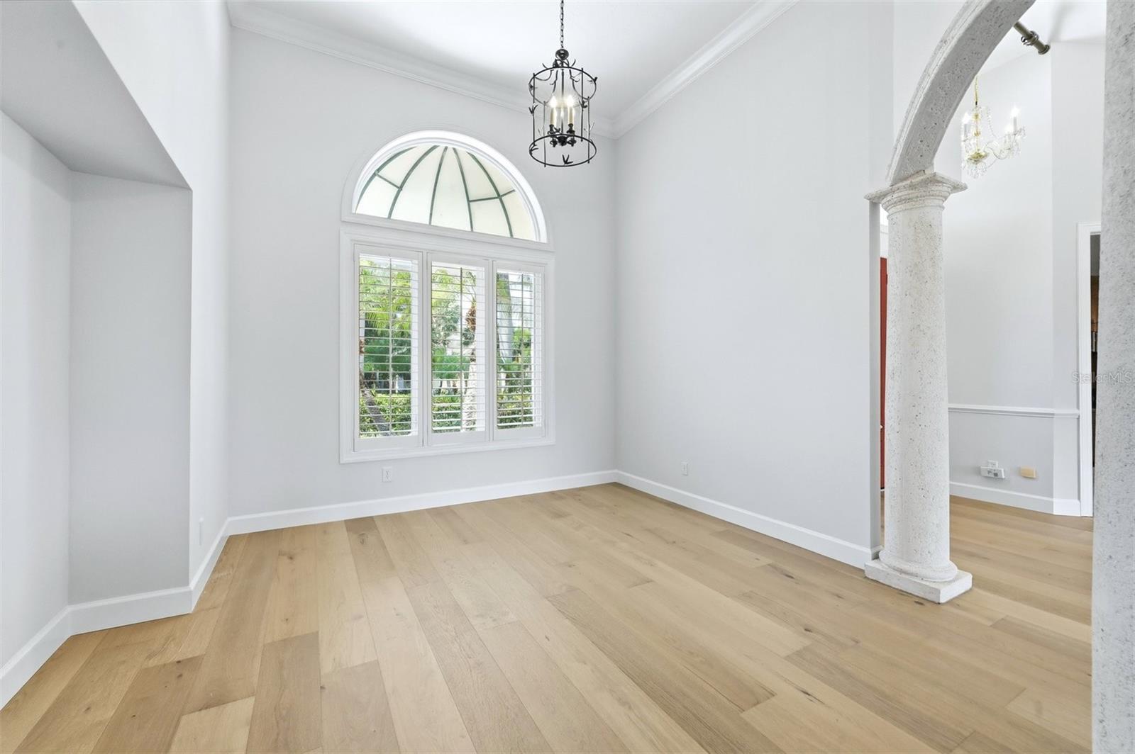 Listing Image #8