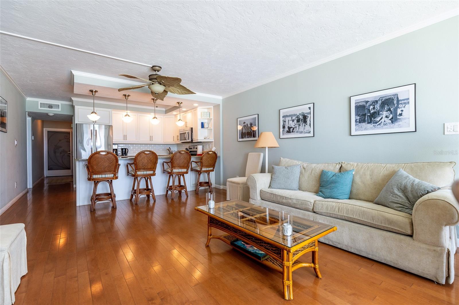 Listing Image #13