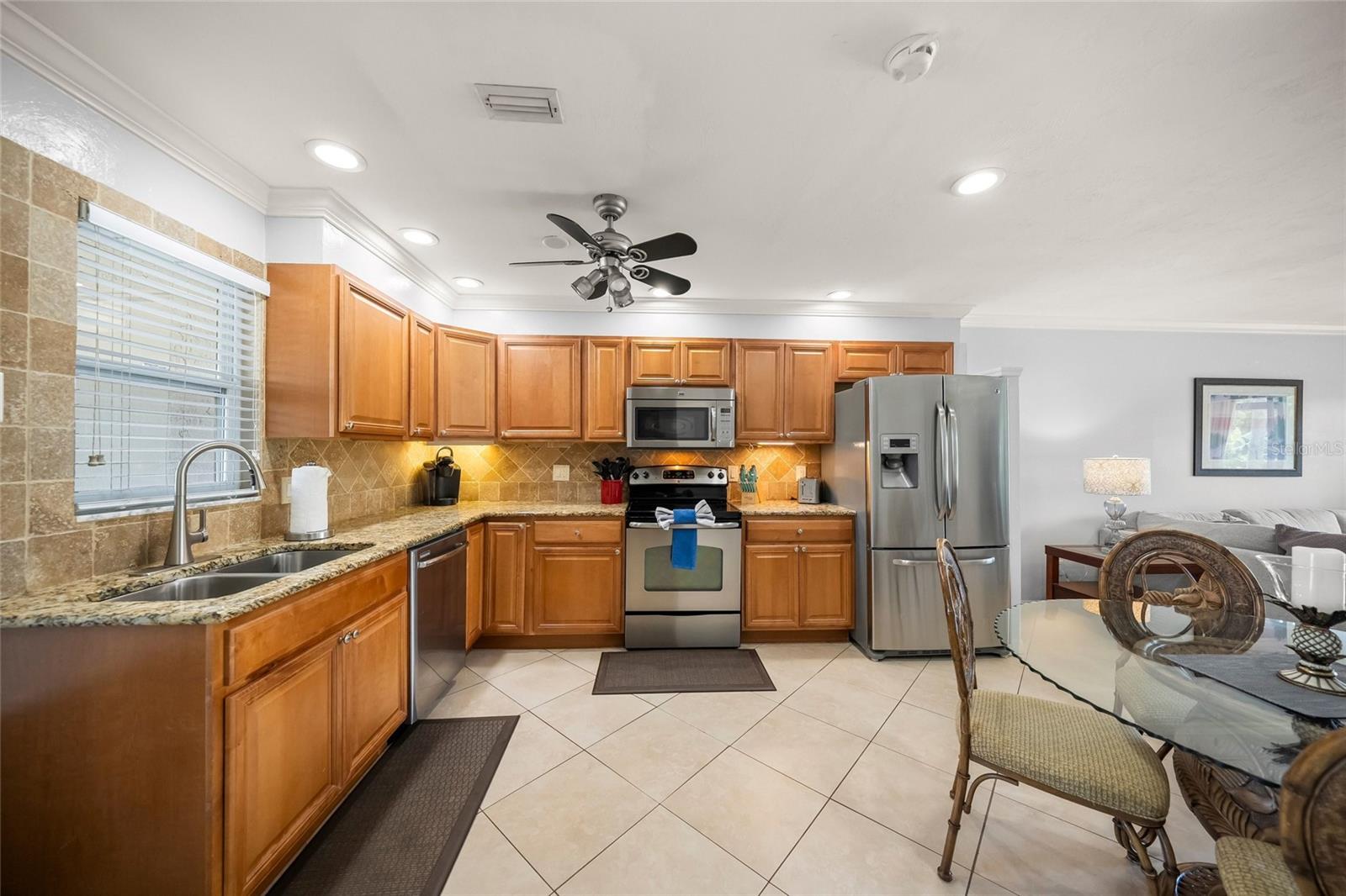 Listing Image #5