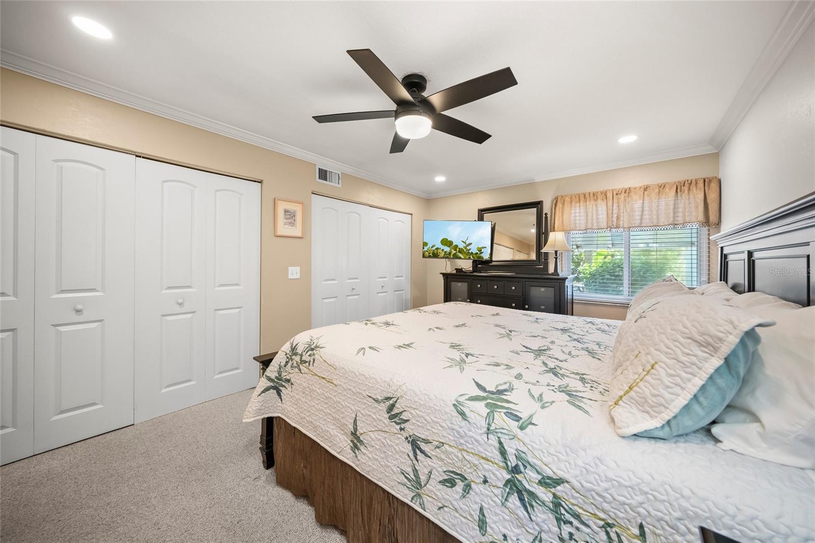 Listing Image #15