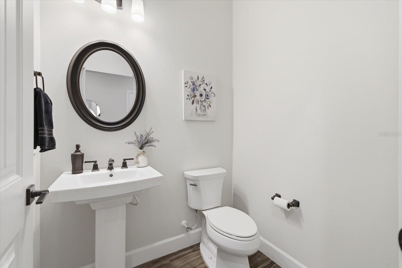Listing Image #9