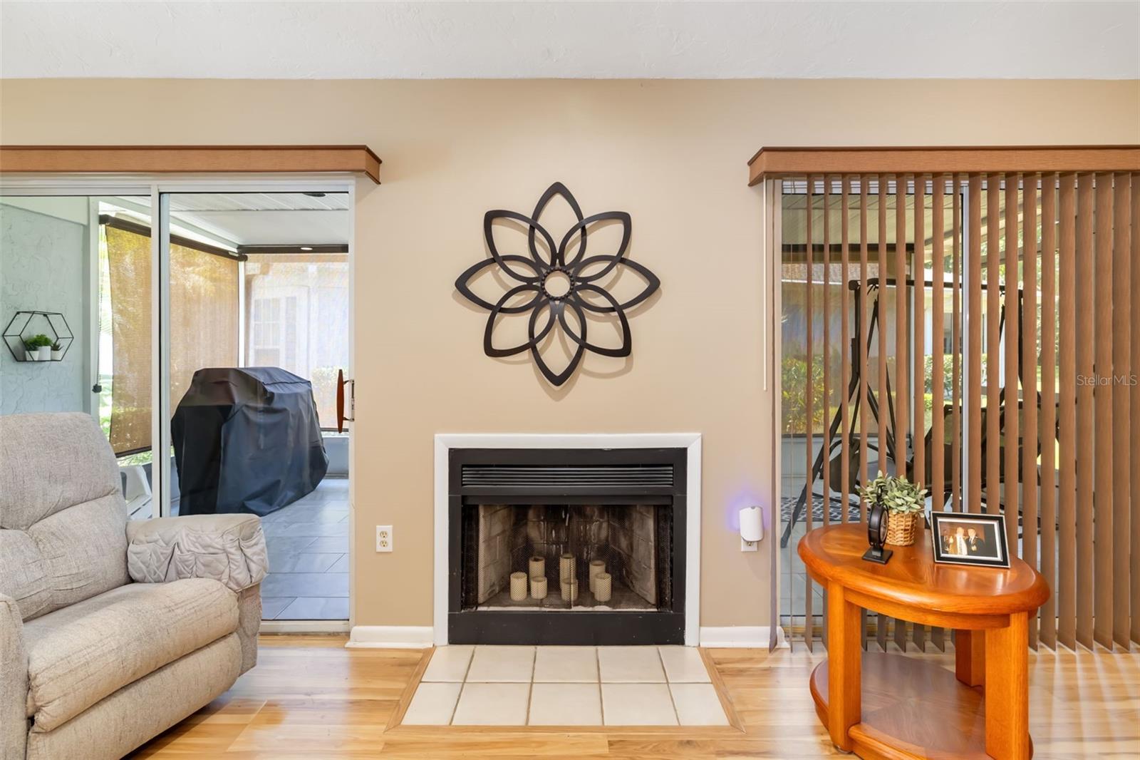 Listing Image #8