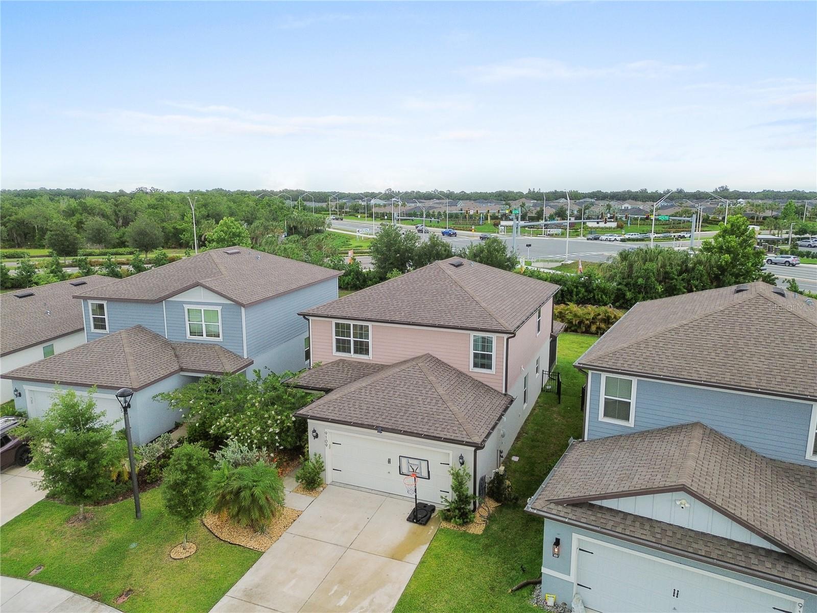 Listing Image #3