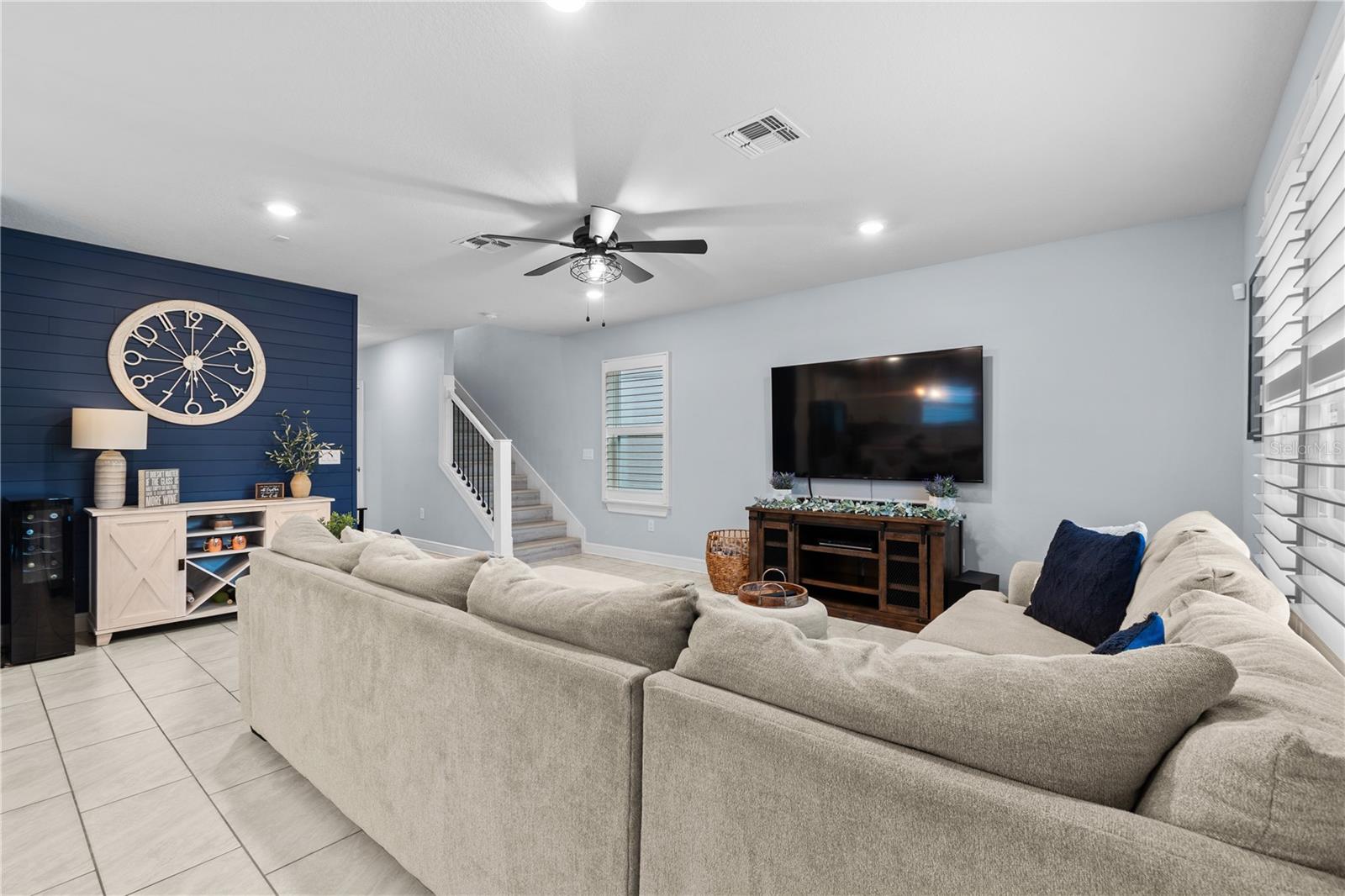Listing Image #13